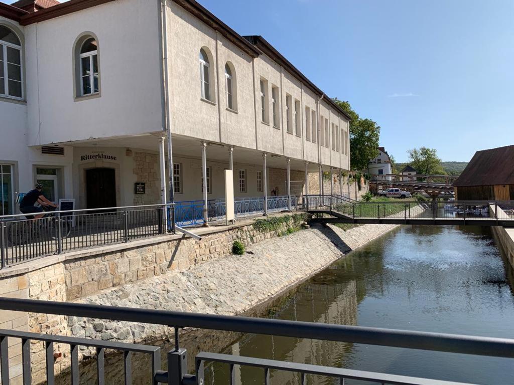 Hotel Garni Zum Rebstock Наумбург Экстерьер фото